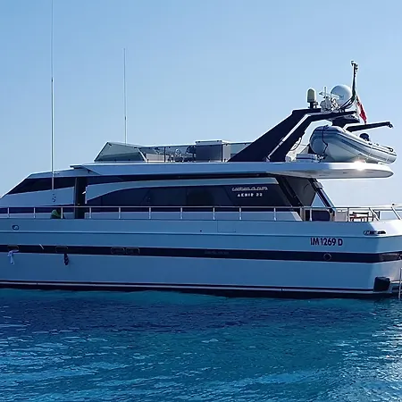 Latitude Bateau-hôtel Àrbatax